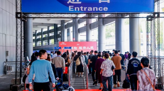 2024中国（义乌）国际体育用品博览会盛大开幕，行业创新与全民健身激情碰撞